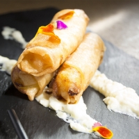 Spring Roll with Leek and Shrimp Sauce