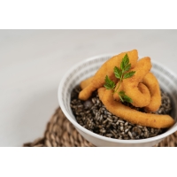 Breaded Rabas with Black Rice
